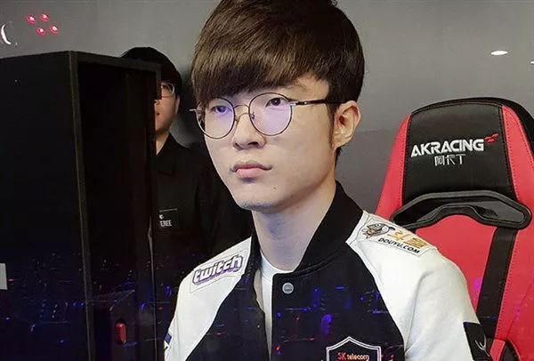 着重要角色 着重要角色