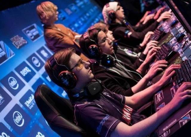 体育男篮世界杯：德国100-71斯洛文尼亚 小组第一晋级