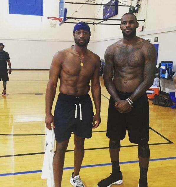 成高溢价交 成高溢价交